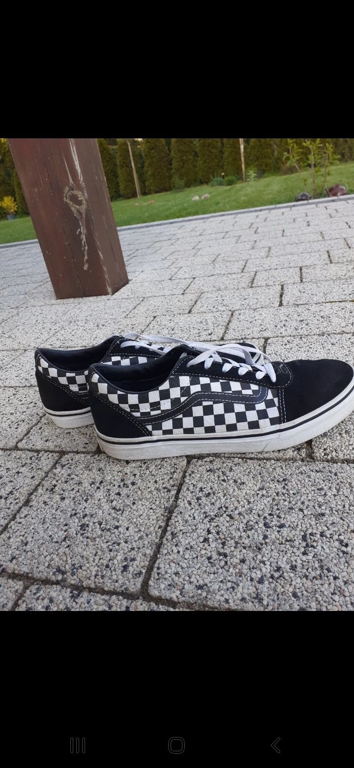 Buty Vans w szachownicę