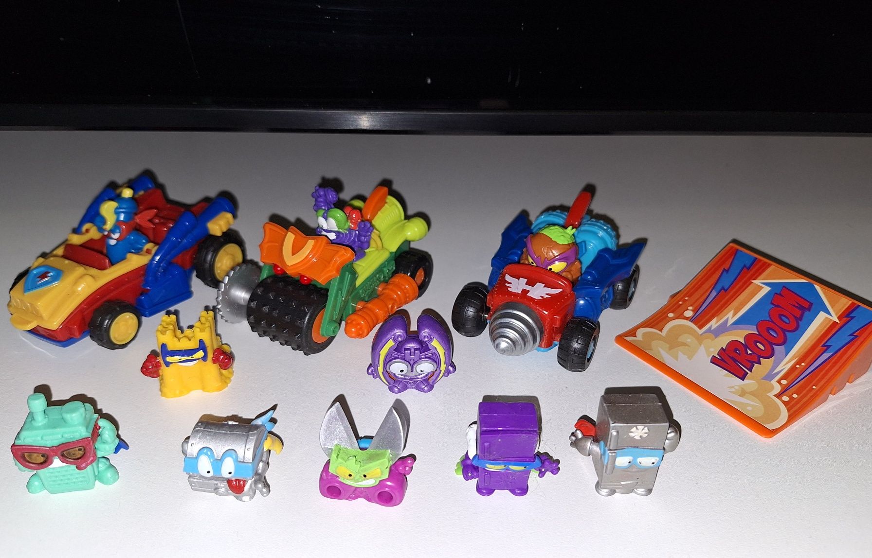 Super Zings zestaw 62 szt. figurki pojazdy