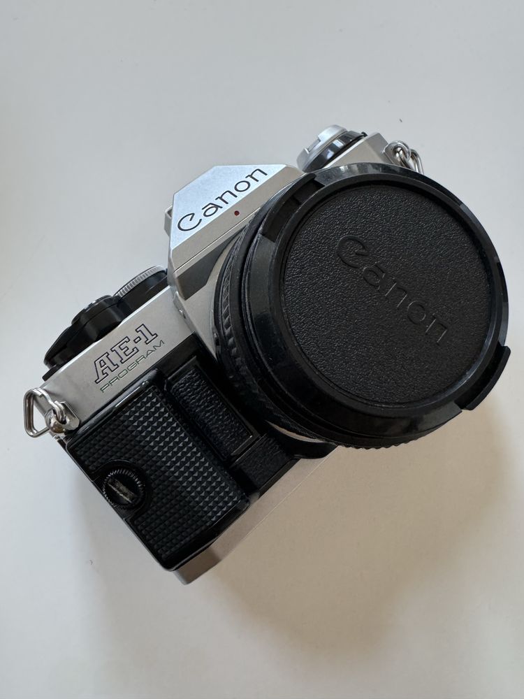 Canon AE-1 Program - aparat analogowy