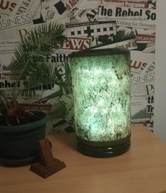 Lampa led z pilotem zasilana z gniazdka