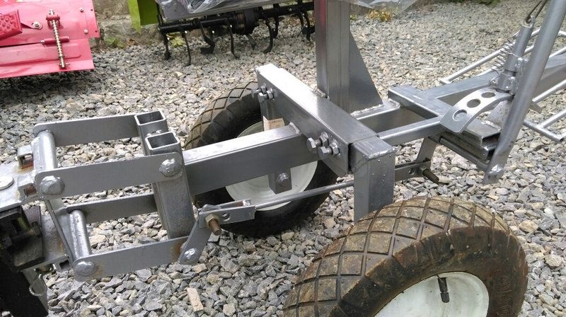 Сиденье адаптер для мотоблоков. Универсальный. Оприскувач.