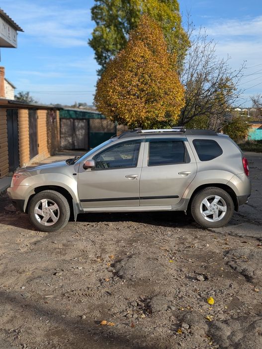 Renault Duster 1.6 Г/Б 2010 4WD 120т. км