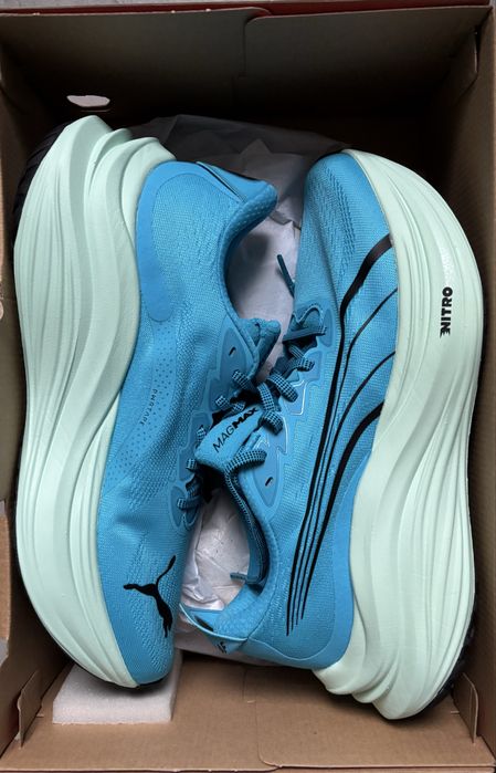 Бігові кросівки Puma Magmax Nitro