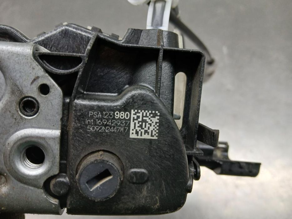 Fechadura / fecho porta frente direito CITROËN C3 III (SX)