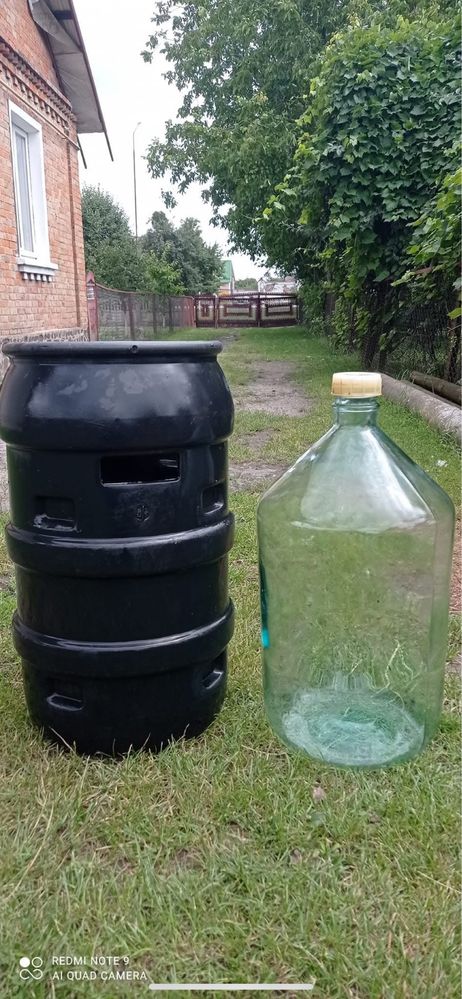 Продам бочки 10л, 20л