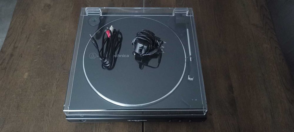 Gramofon automatyczny Audio-Technica AT-LP60X czarny