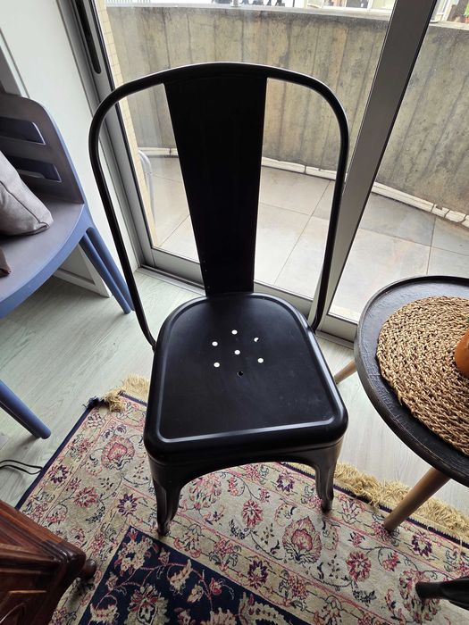 Cadeira Tolix, Kinda Home