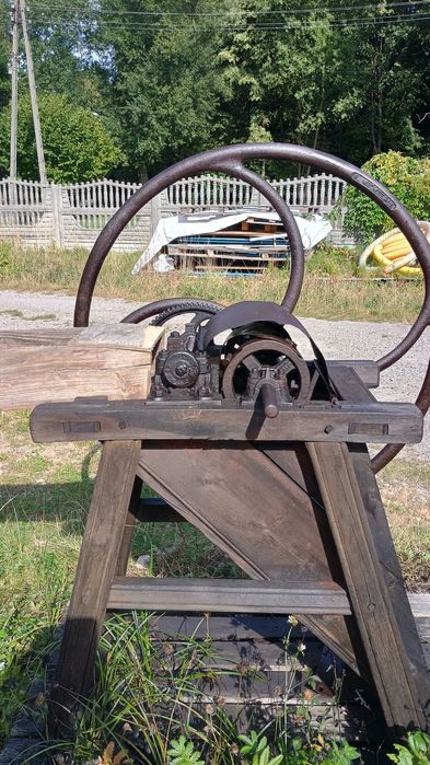 Ponadczasowa sieczkarnia ręczna