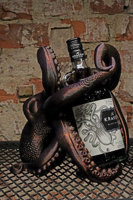 Podstawka stojak na alkohol - rum Kraken  - druk 3D na zamówienie