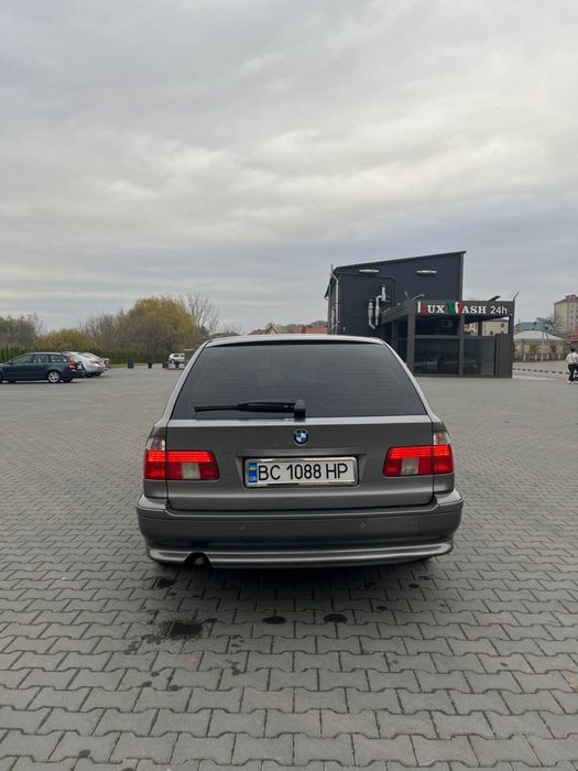 BMW e39 2002 рік автомат