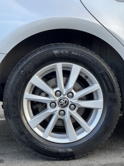 Шини Michelin Alpine 6 215/60 16