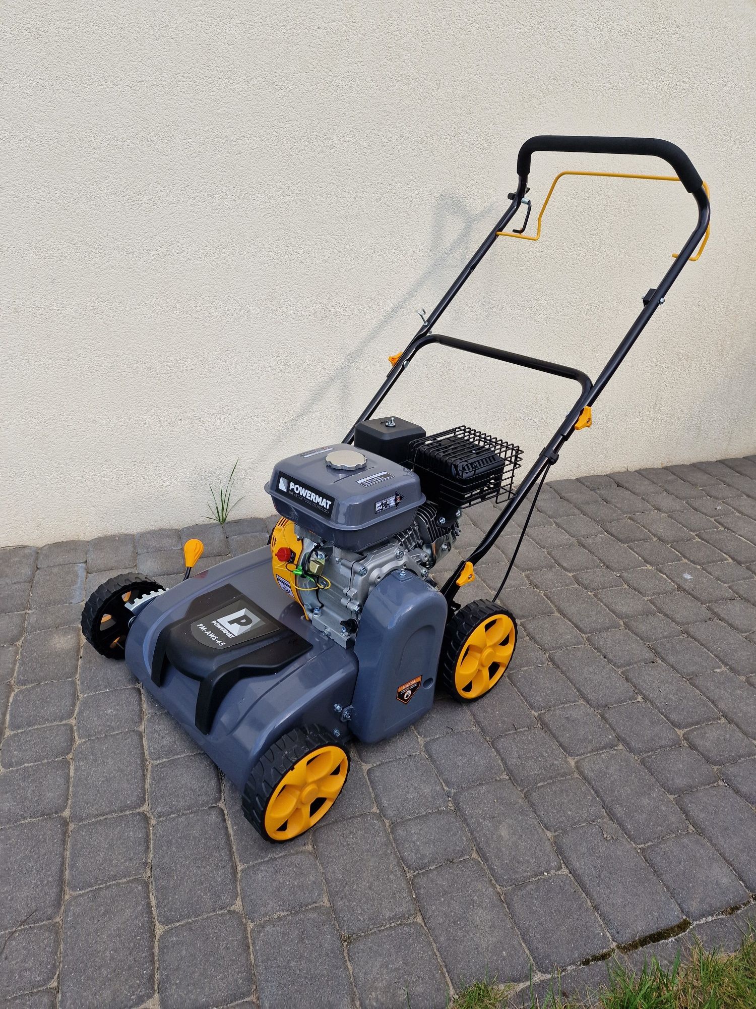 Wynajem wertykulator/aerator spalinowy