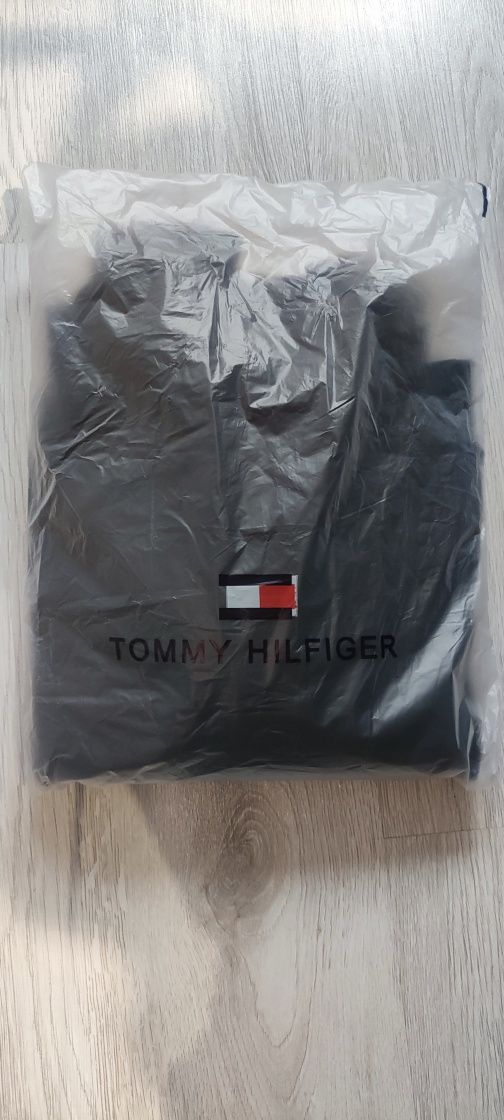 Nowa czarna męska bluza Tommy Hilfiger rozmiar L