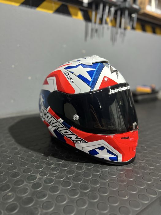 Capacete scorpion exo-r1 Air Alvaro Bautista II