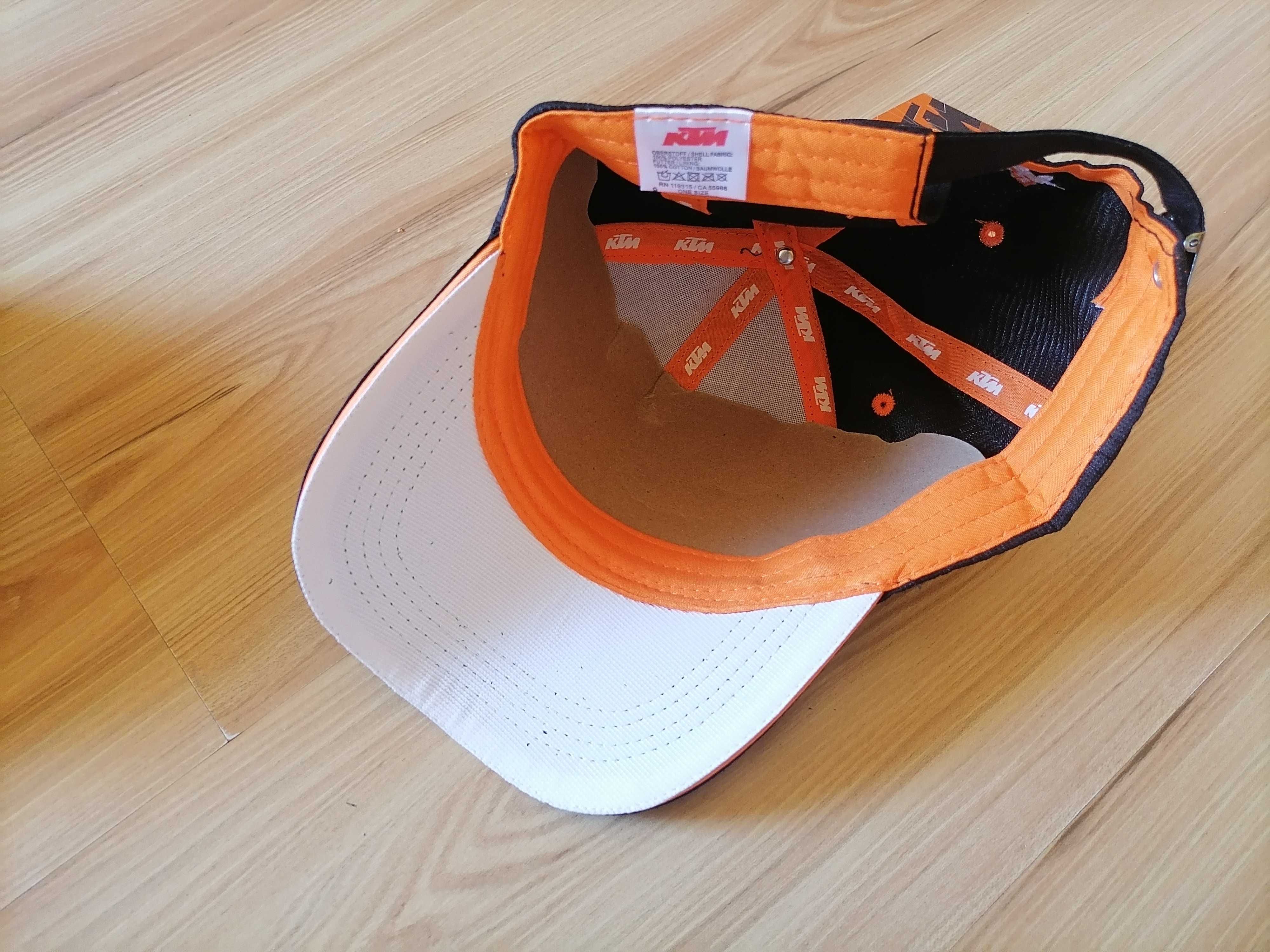 Czapka z Daszkiem Logo KTM .