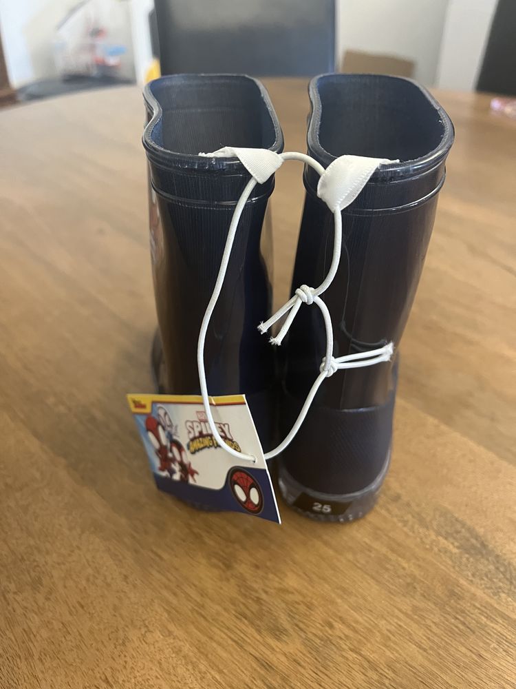 Botas de cano do Spidey