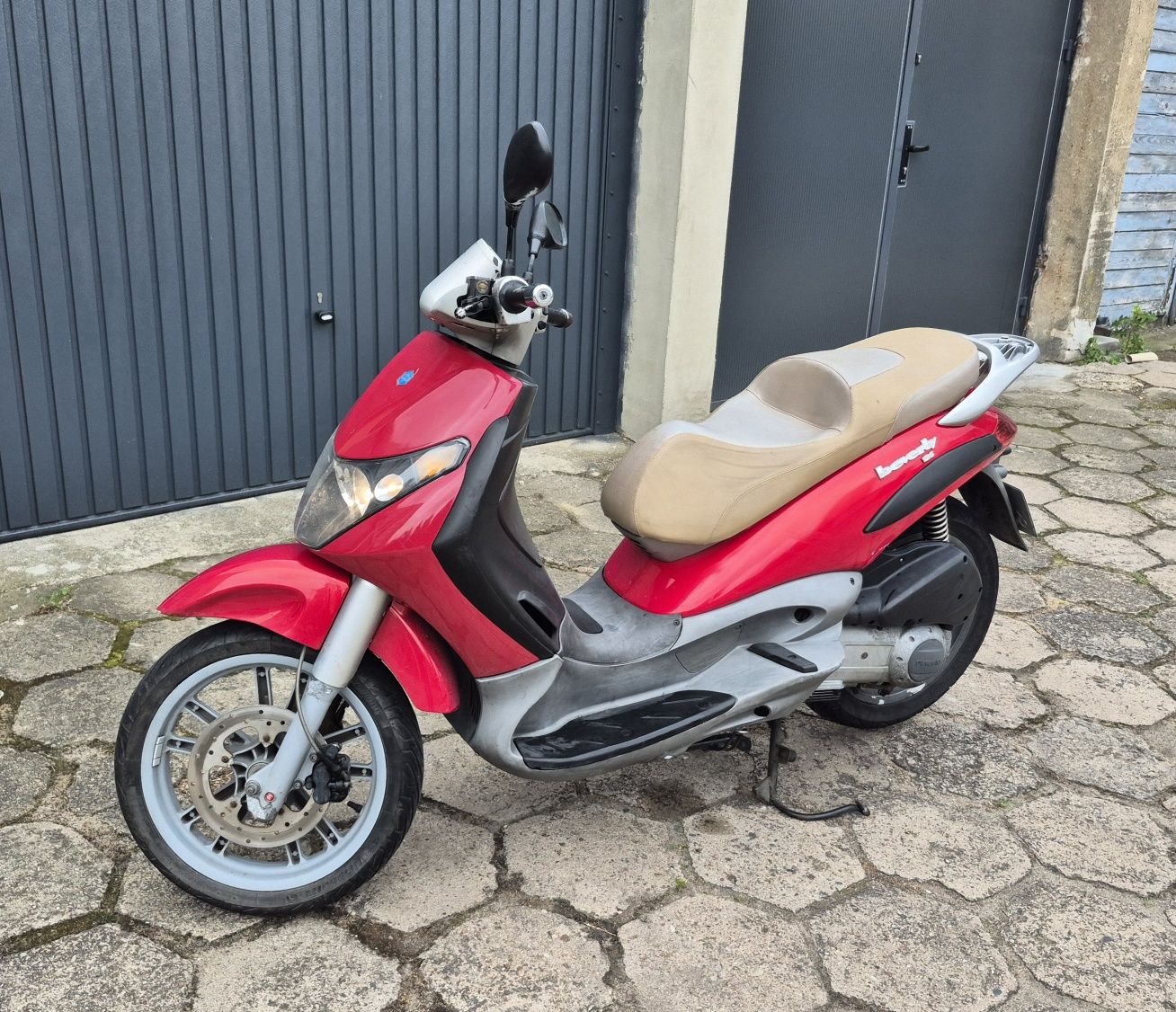 Piaggio Beverly 125 Mały przebieg możliwy transport