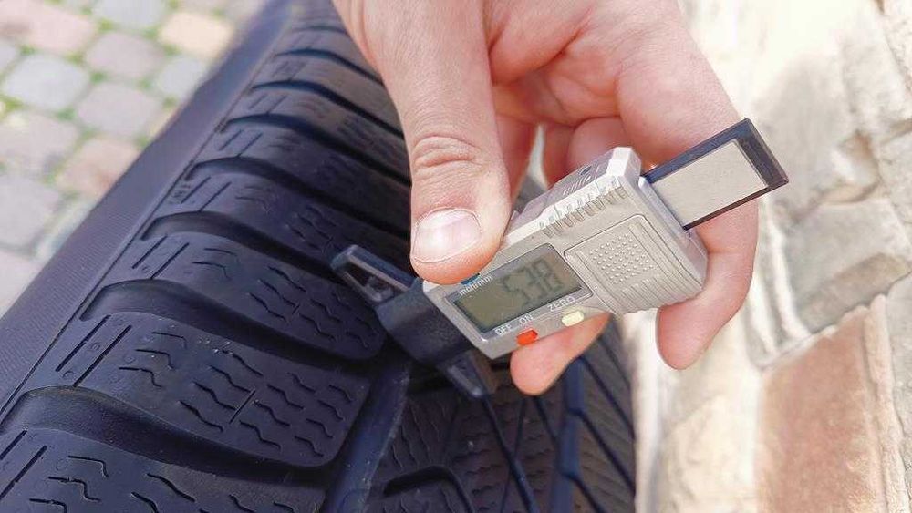 4x opony zimowe 17 cali  AUDI FIRELLI SOTTOZERO 3