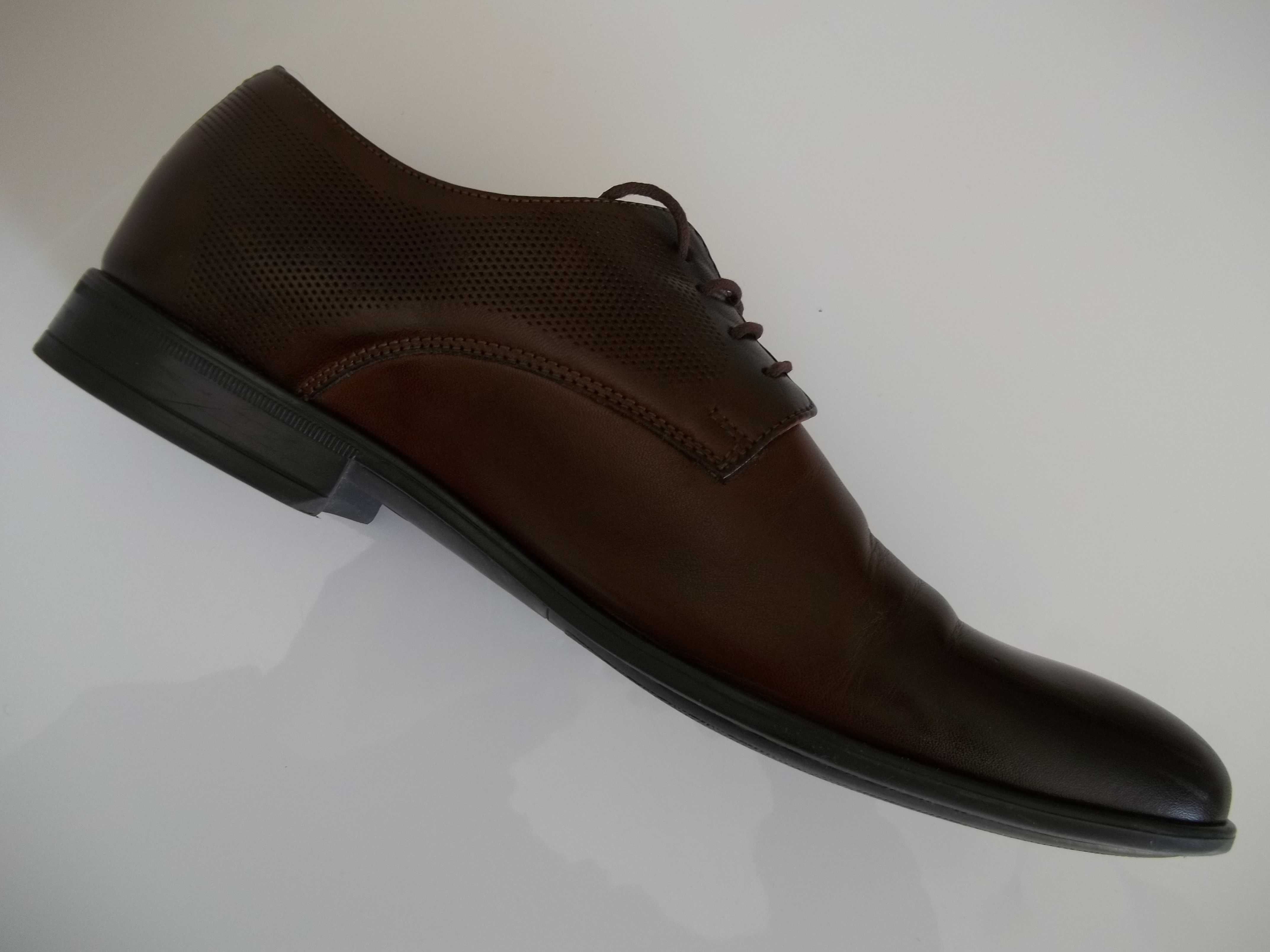 Półbuty Buty męskie LAVAGGIO R.39 26,5 CM.