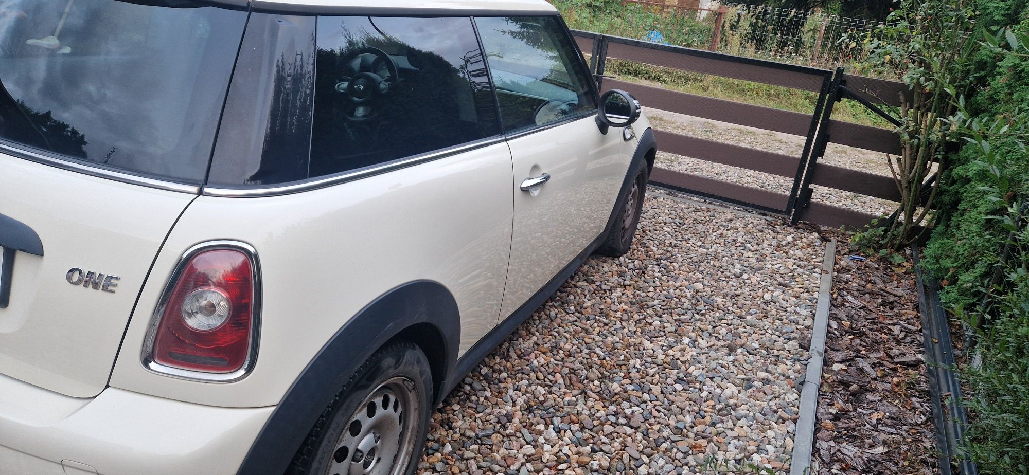 Mini Cooper one.