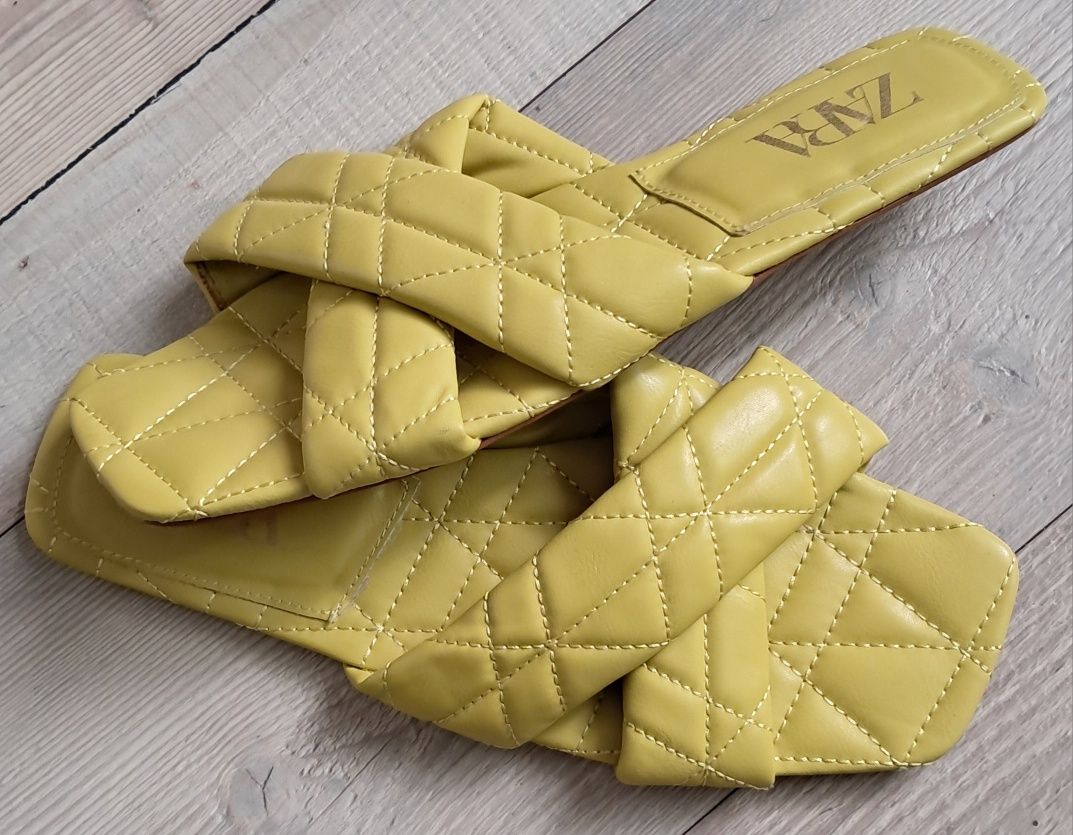Шльопанці ZARA (р.41)