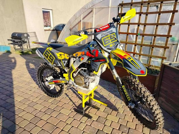 Suzuki rmz 250 uszkodzona