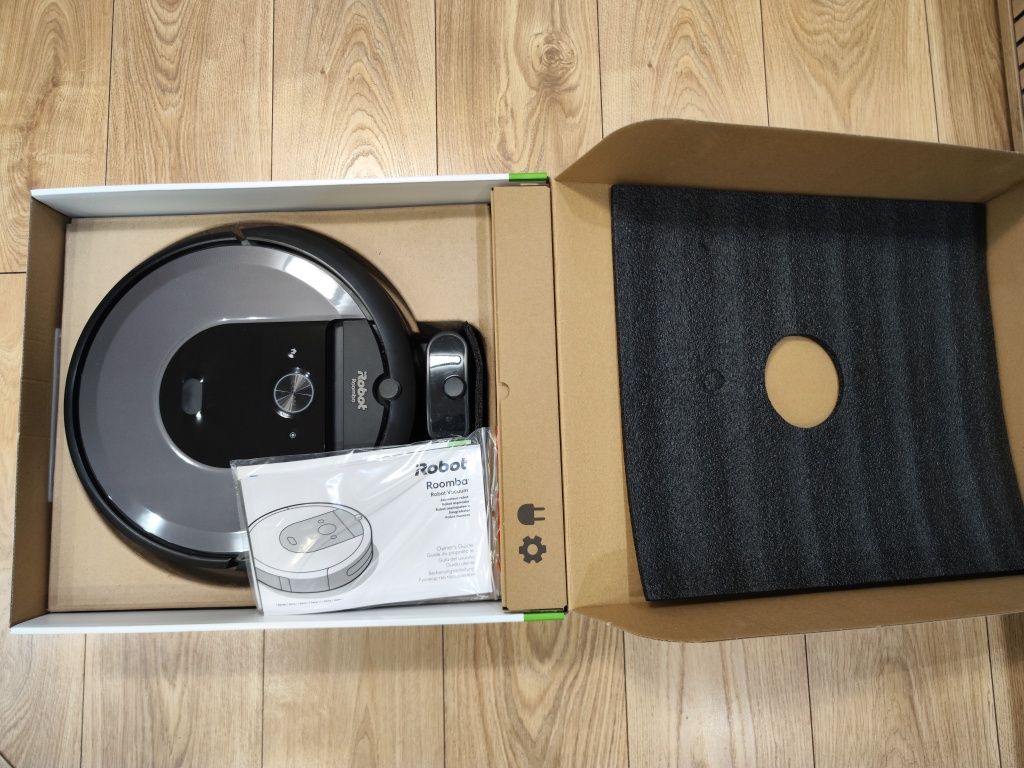 iRobot Roomba i7