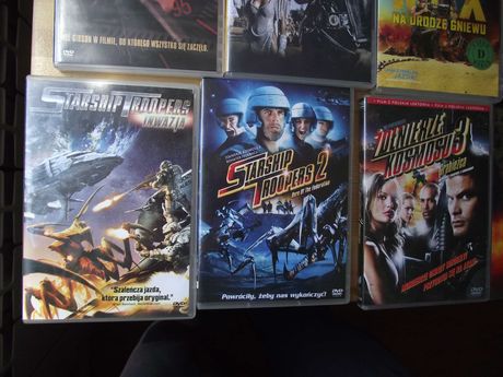 Żołnierze Kosmosu Starship 1,2,3 dvd zestaw filmy fantastyka
