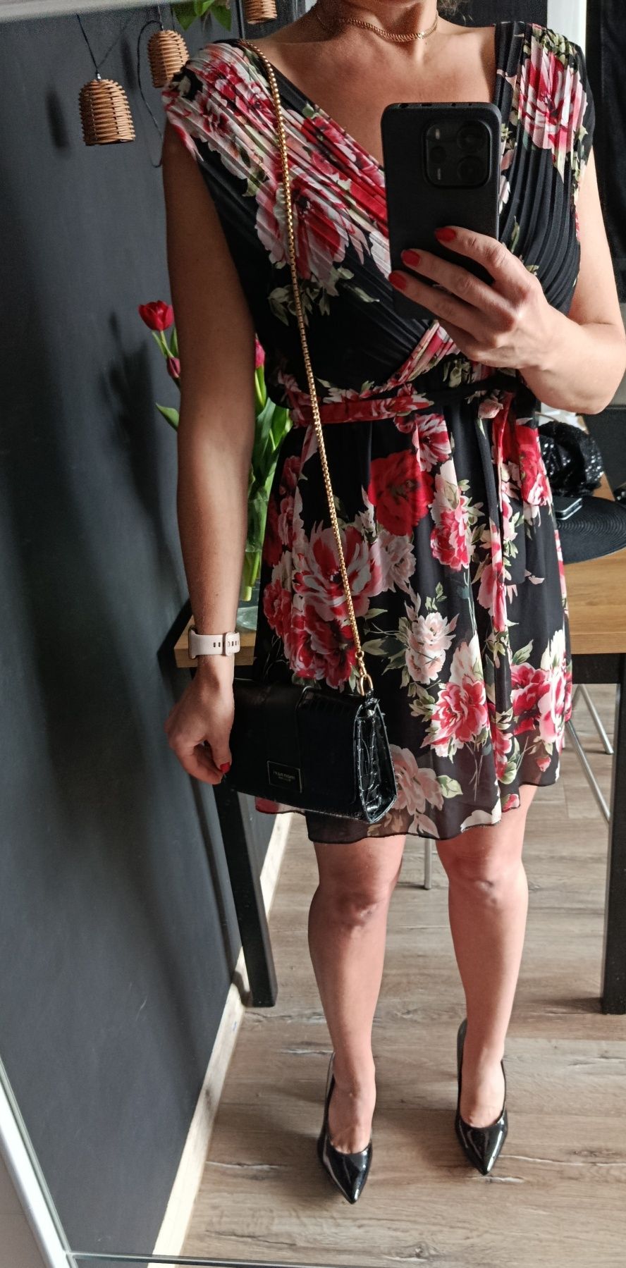 Sukienka w kwiaty. Elegancka wesele komunia r. S/M