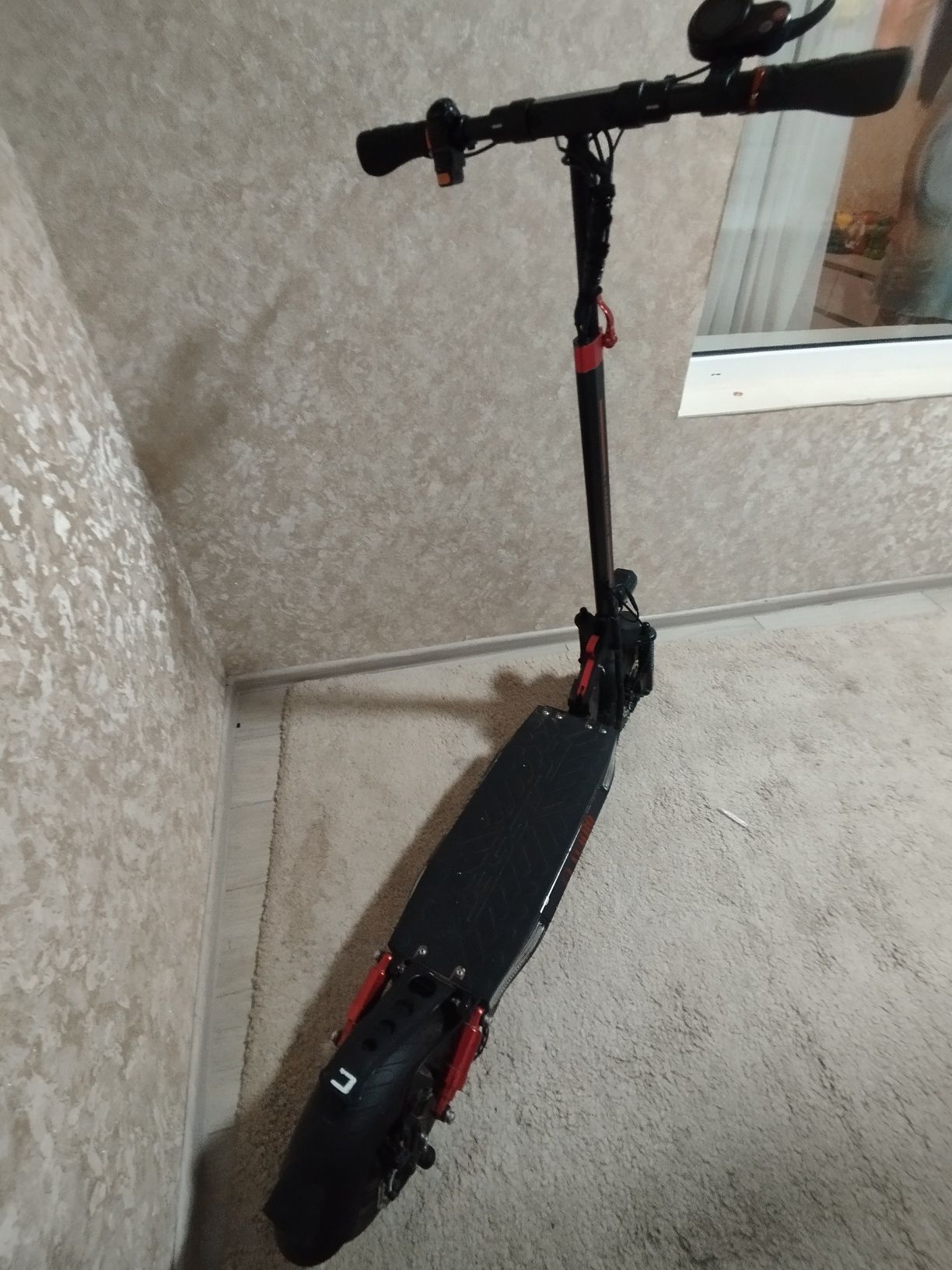 Продам електросамокат Crosser T4 Turbo