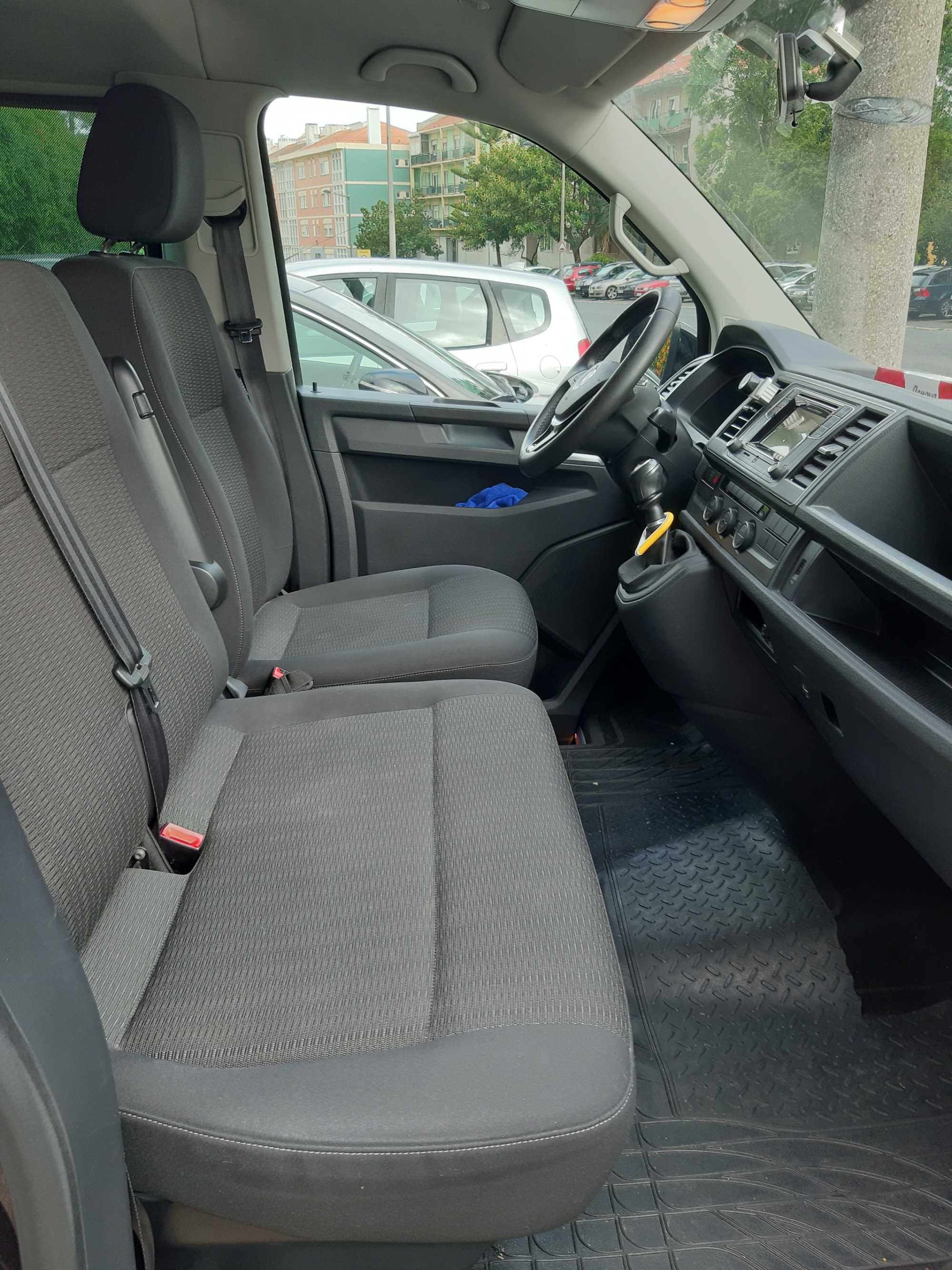 2019 Volkswagen caravelle adaptada para cadeira de rodas