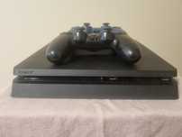PlayStation 4 slim 500gb, 2 pady i ładowarka