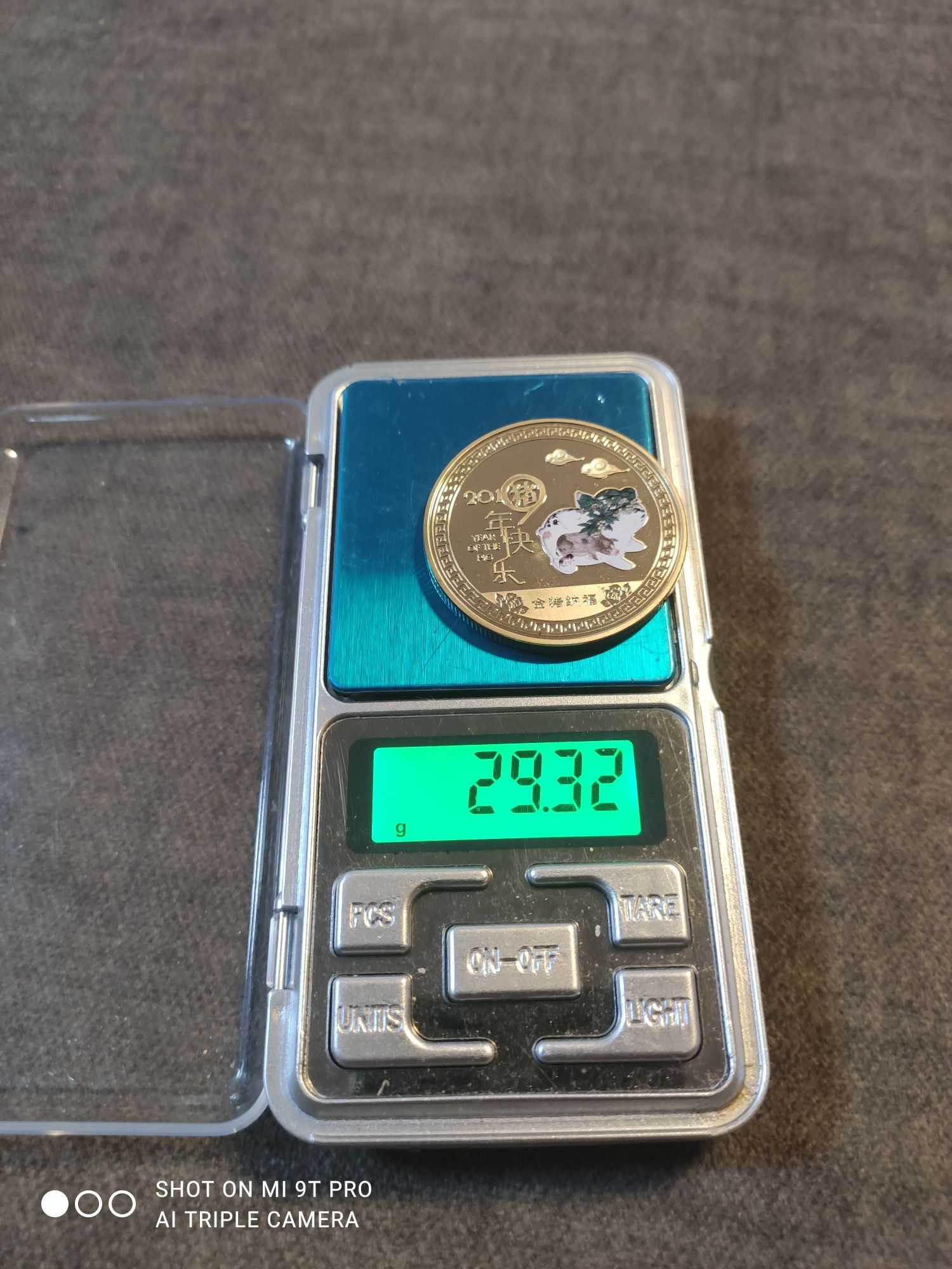 монета 2019 китай юани год свиньи 24k gold plating футляр сертификат