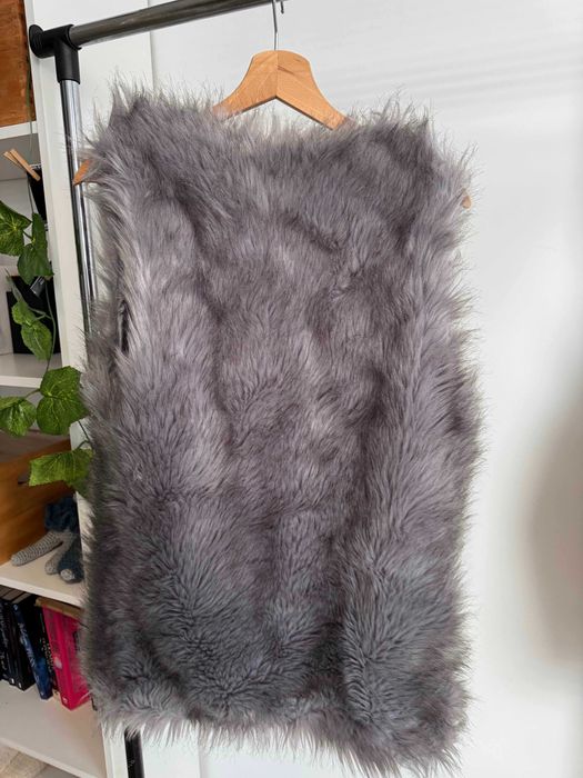 Futrzana kamizelka bezrękawnik w szarym kolorze r. S