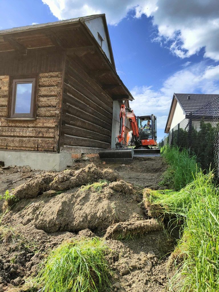 Roboty Ziemne Koparka , odwodnienia drenaż