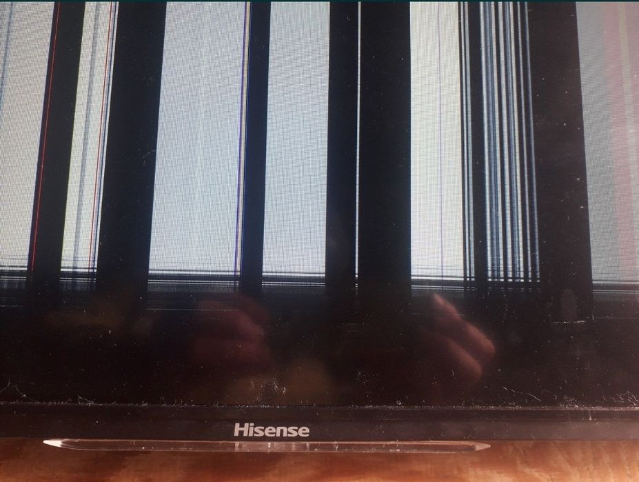 Samsung UE32H4270AU Hisens 43B6700PA Samsung PS43E450A1W