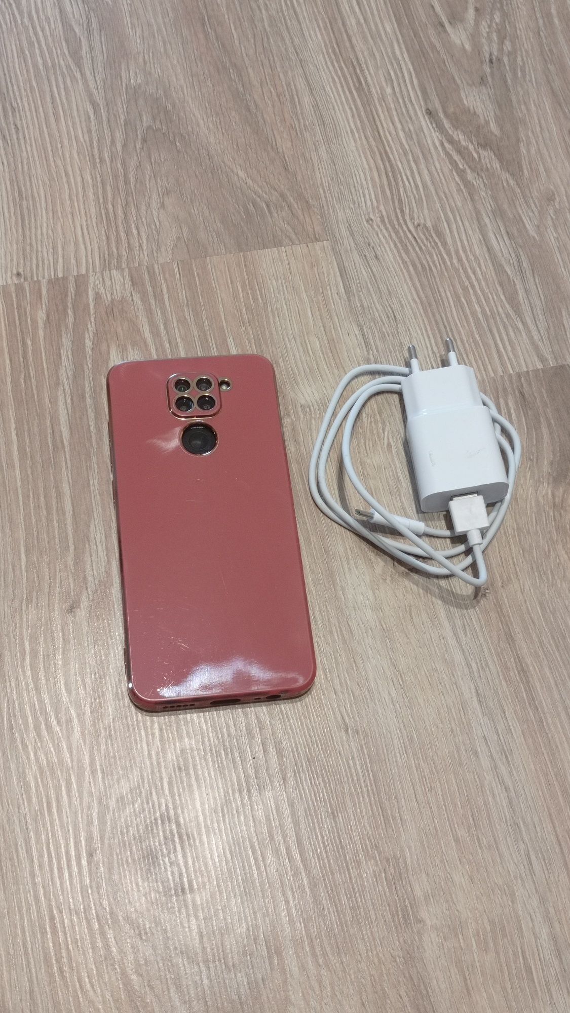 telefon Xiaomi Redmi Note 9 +etui + ładowarka