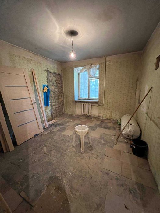 Продам ДВЕ 1-комнатные квартиры по цене ОДНОЙ! Заболотного/40школа