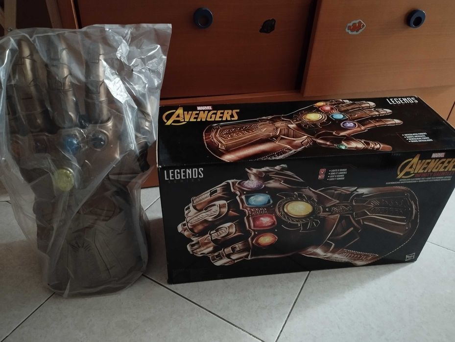 Infinity gauntlet/Manopla do infinito da Hasbro Legends Series