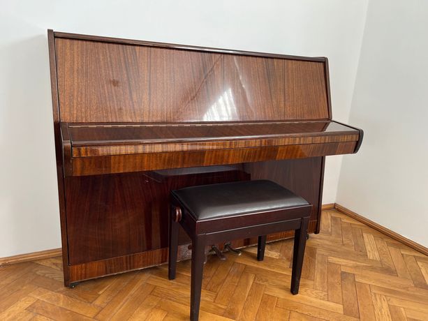 Pianino + stołek
