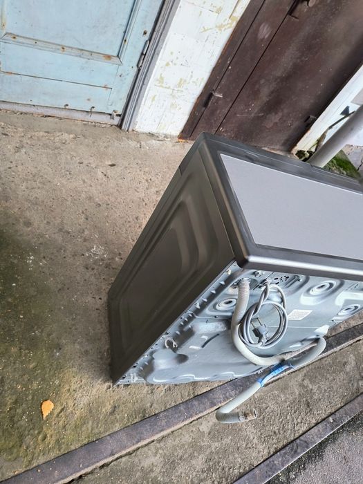 Продам пральну машинку Beko