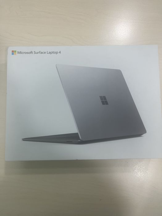 Microsoft Surface Laptop 4
