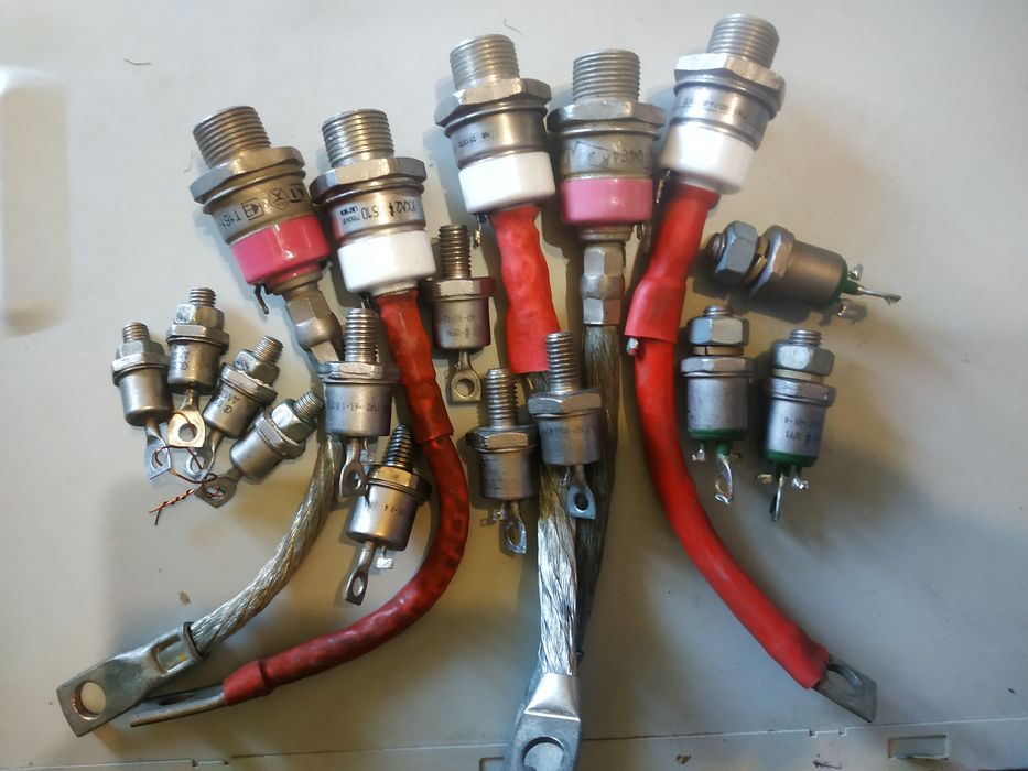 Тиристоры (диоды) силовые радиаторы