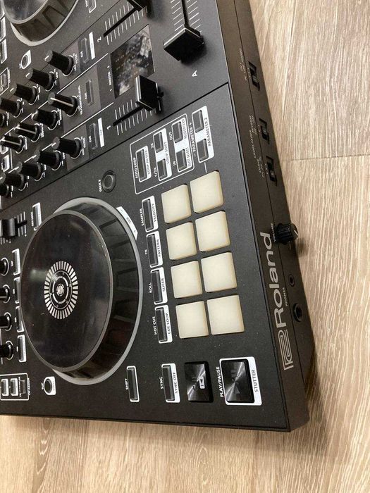 Roland DJ-505 Serato DJ