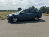 Volvo v50 2.0 d 136 km 2005