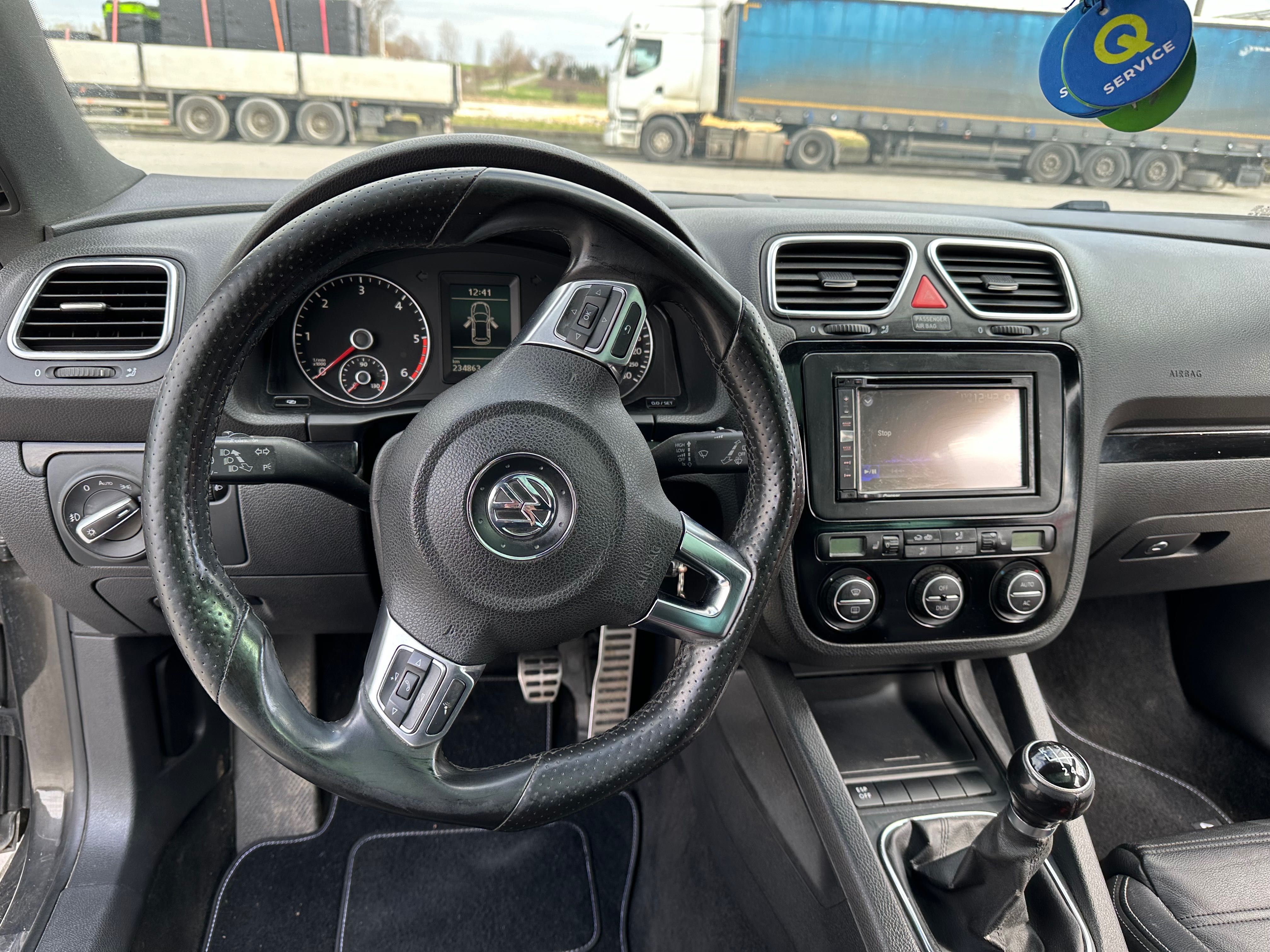 Volkswagen scirocoo 2.0 tdi 170 Bogate wyposażenie