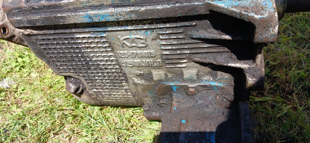 Продам коробку ЗІЛ 157