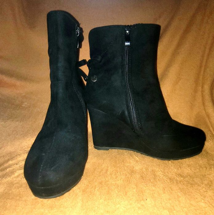 Жіноче взуття модний стиль