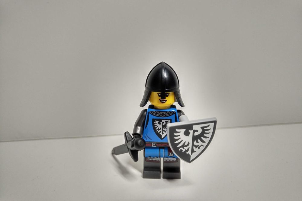 Lego figurka castle zamek rycerz Falcon cas575