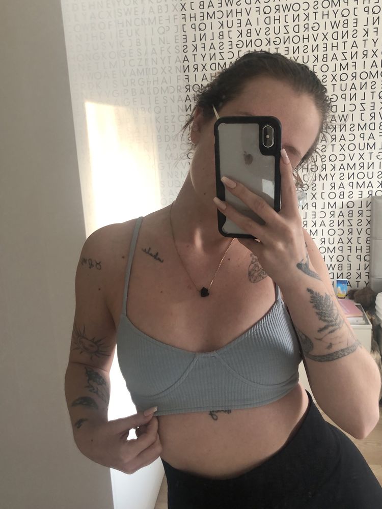 Niebieski, baby blue crop top | Bershka